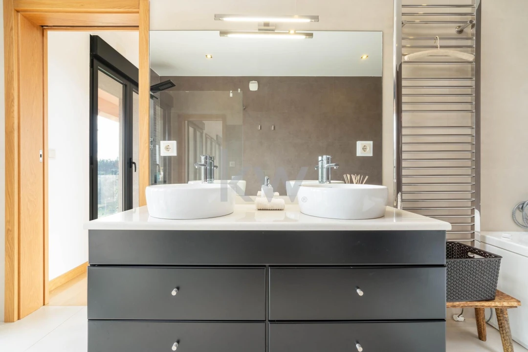 Moradia T4 para Venda em São Pedro de Alva e São Paio de Mondego Foto 18