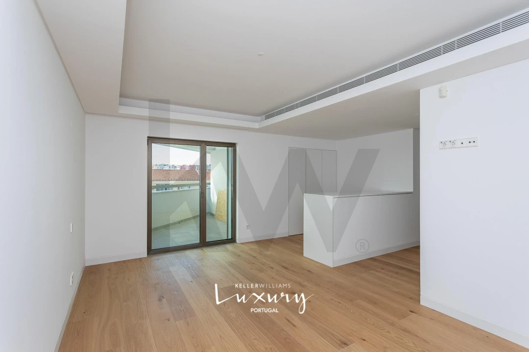 Apartamento T4 para Venda em Alvalade Foto 31