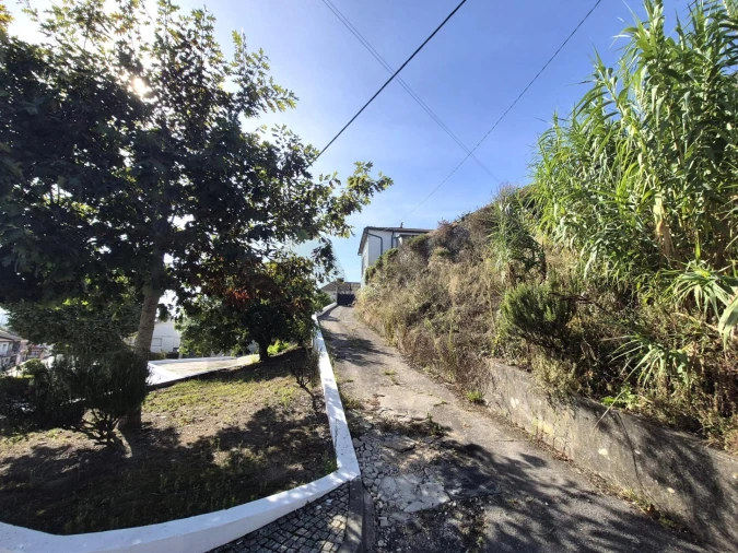 Moradia T3 para Venda em Trouxemil e Torre de Vilela Foto 18