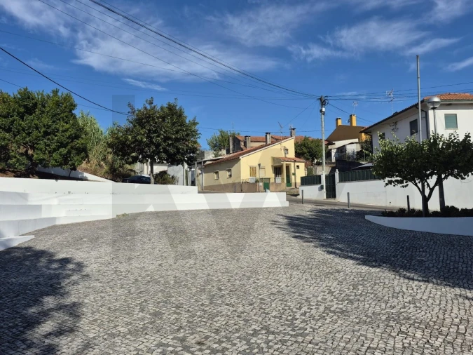 Moradia T3 para Venda em Trouxemil e Torre de Vilela Foto 21