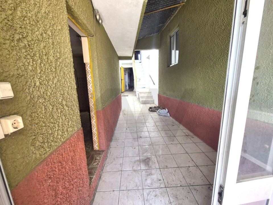 Moradia T3 para Venda em Trouxemil e Torre de Vilela Foto 10