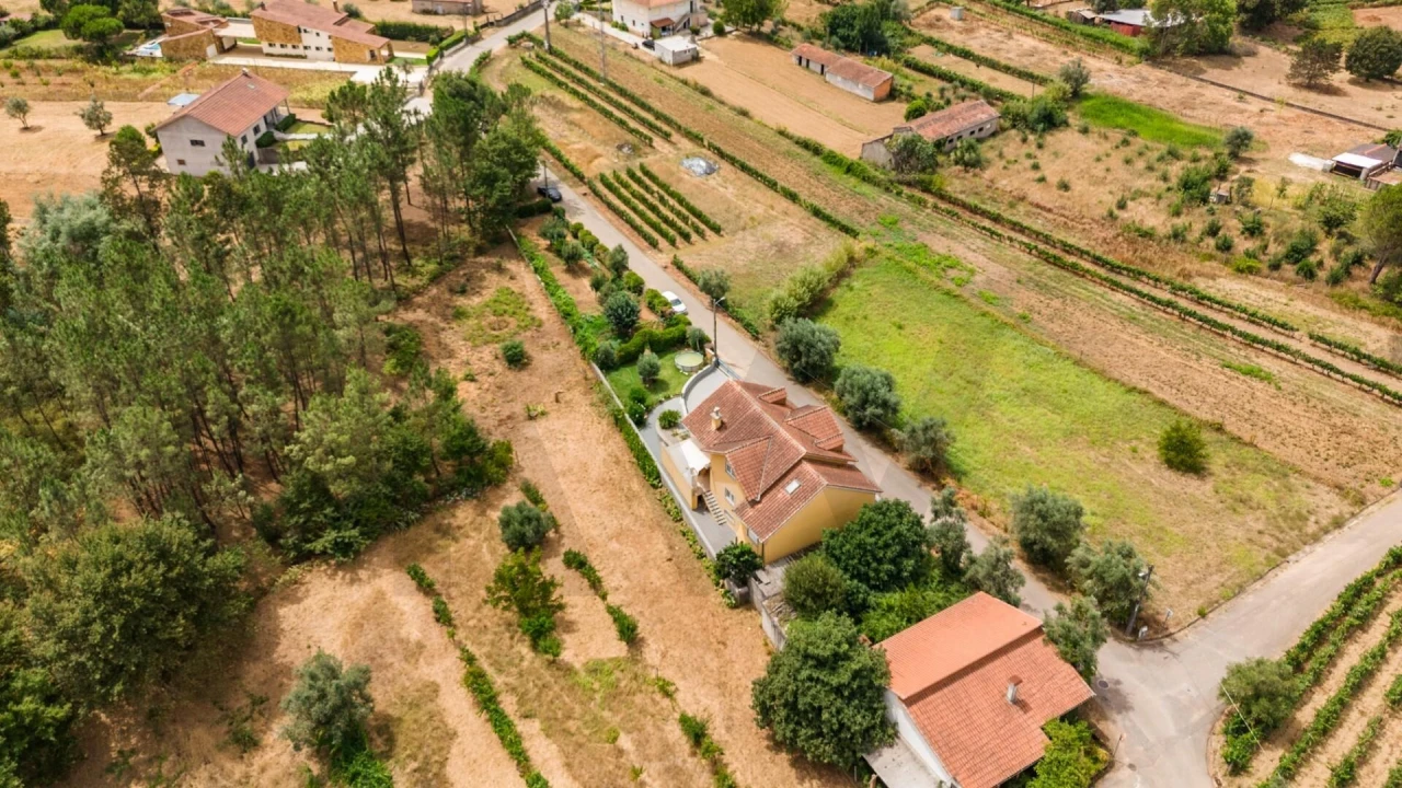 Moradia T5 para Venda em Mortágua, Vale de Remígio, Cortegaça e Almaça Foto 7
