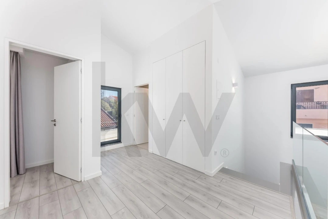 Moradia T3 para Venda em Pontinha e Famões Foto 36