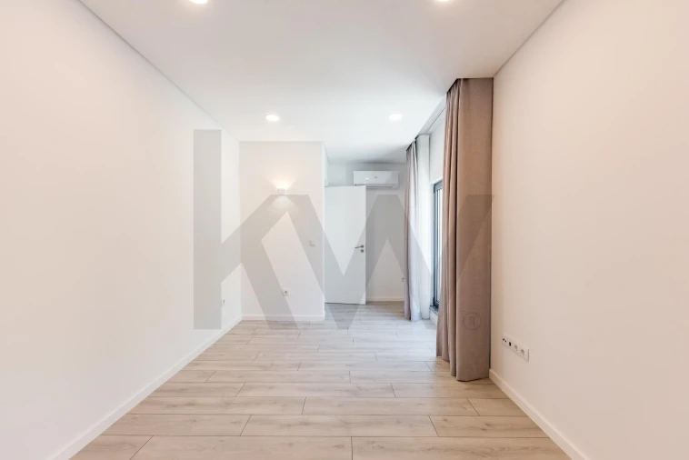 Moradia T3 para Venda em Pontinha e Famões Foto 33