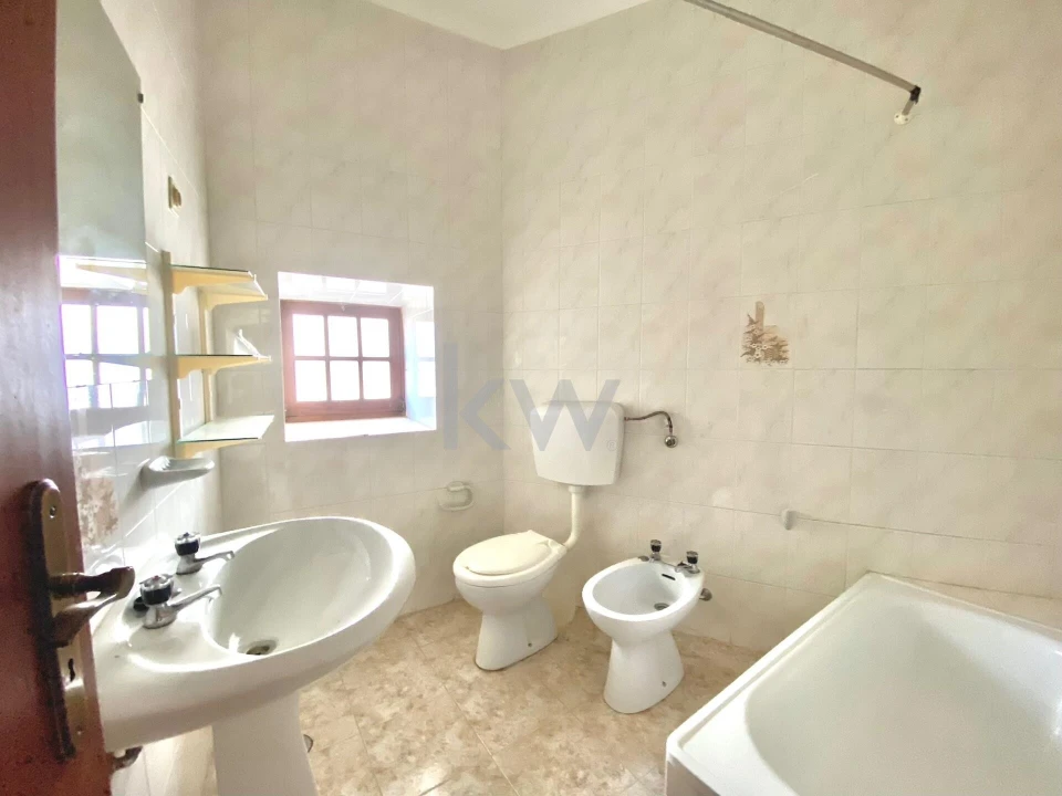 Moradia T6 para Venda em Alpedrinha Foto 8