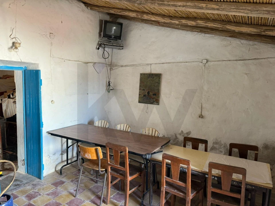 Moradia T1 para Venda em Martim Longo Foto 11