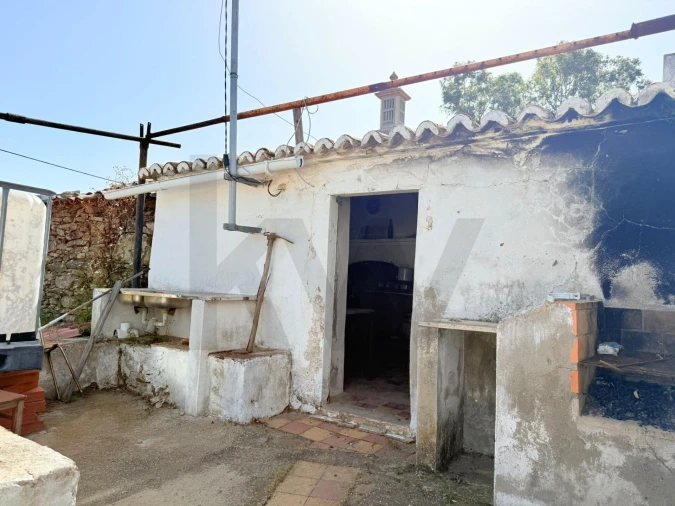 Moradia T1 para Venda em Martim Longo Foto 7