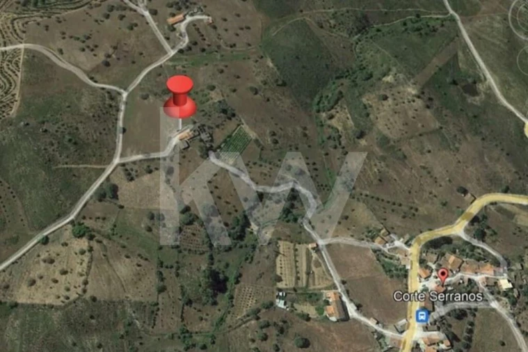 Moradia T1 para Venda em Martim Longo Foto 29