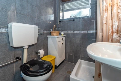 Moradia T5 para Venda em Marinha Grande