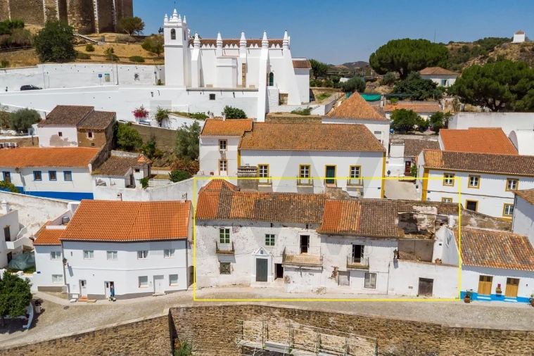 Moradia T15 para Venda em Mertola