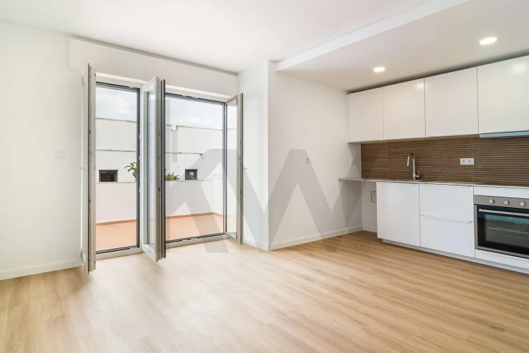 Moradia T4 para Venda em Sesimbra (Santiago) Foto 2