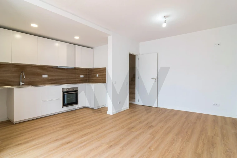 Moradia T4 para Venda em Sesimbra (Santiago) Foto 5