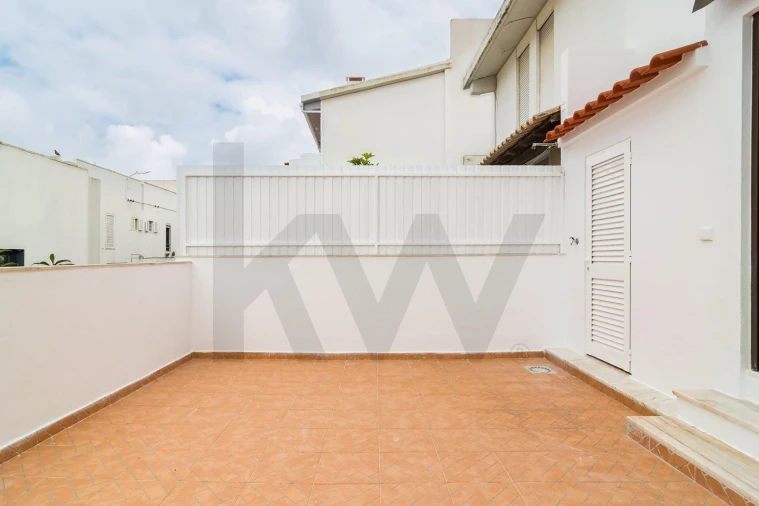 Moradia T4 para Venda em Sesimbra (Santiago) Foto 10