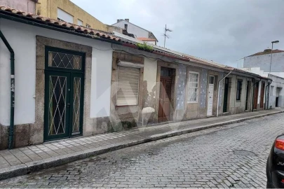 Moradia T2 para Venda em Cedofeita, Santo Ildefonso, Sé, Miragaia, São Nicolau e Vitória