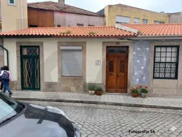Moradia T2 para Venda em Cedofeita, Santo Ildefonso, Sé, Miragaia, São Nicolau e Vitória