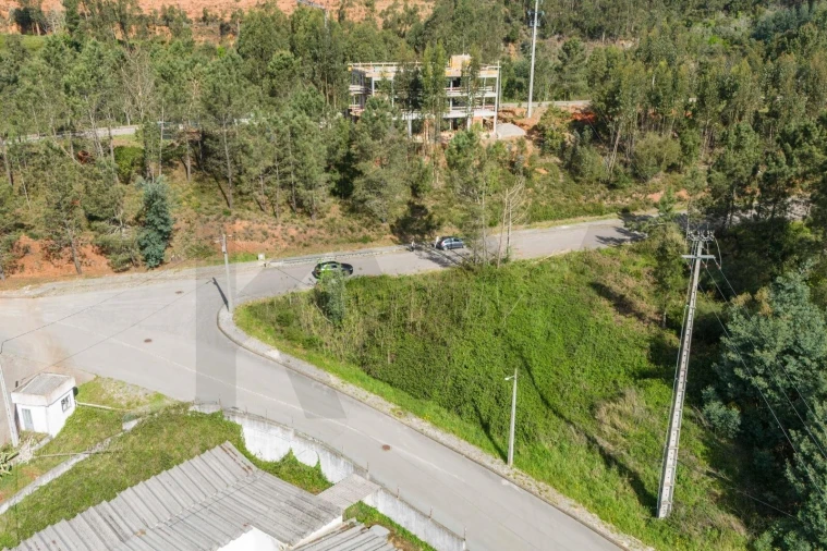 Terreno para Venda em Miranda do Corvo Foto 9