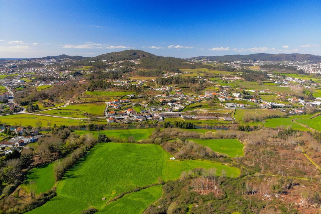 Terreno para Venda em Gondar Foto 69