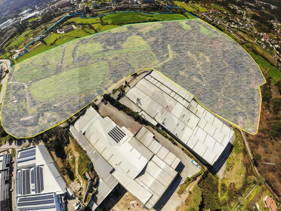 Terreno para Venda em Gondar Foto 78