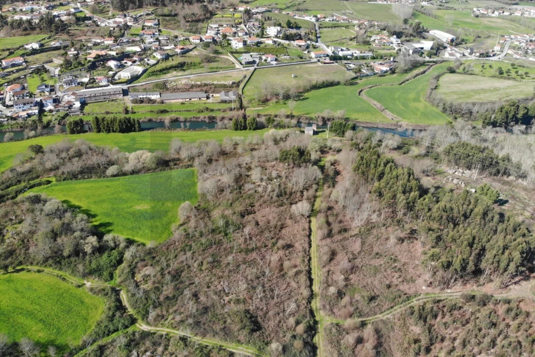 Terreno para Venda em Gondar Foto 31