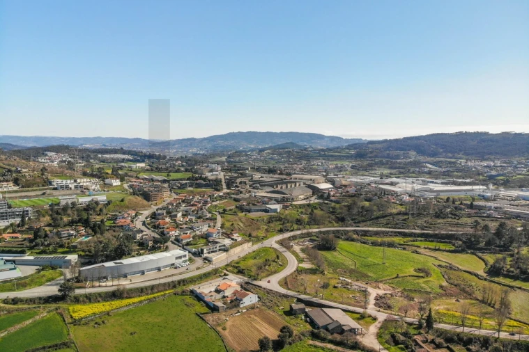 Terreno para Venda em Gondar Foto 32