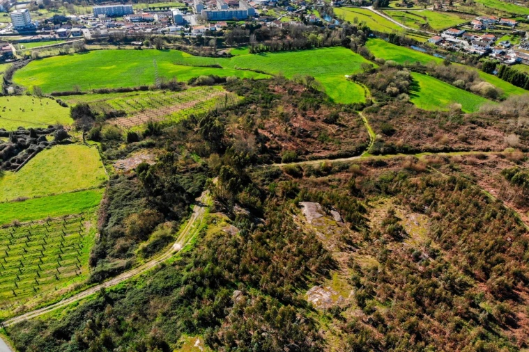 Terreno para Venda em Gondar Foto 5