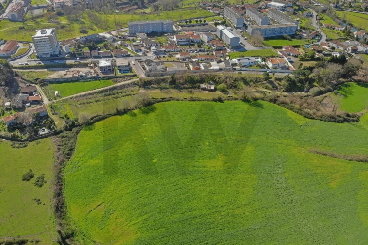 Terreno para Venda em Gondar Foto 40