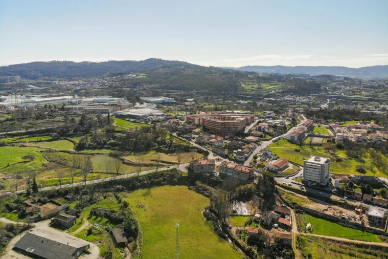 Terreno para Venda em Gondar Foto 48
