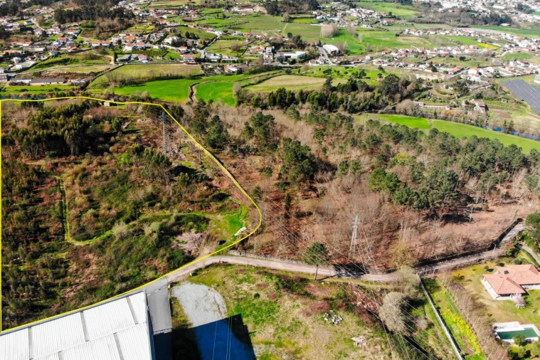 Terreno para Venda em Gondar Foto 8