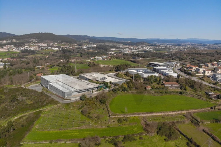 Terreno para Venda em Gondar Foto 67