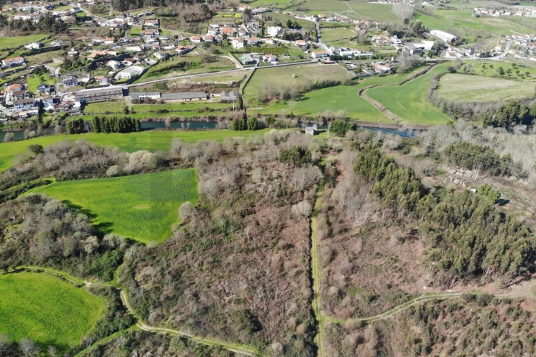 Terreno para Venda em Gondar Foto 31