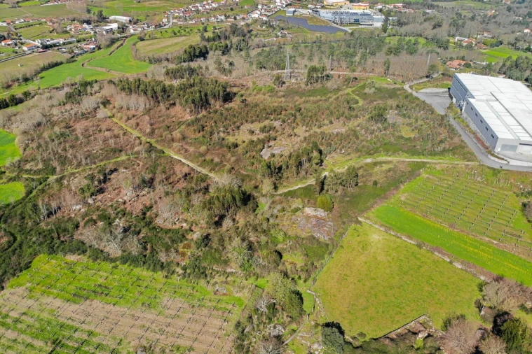 Terreno para Venda em Gondar Foto 37