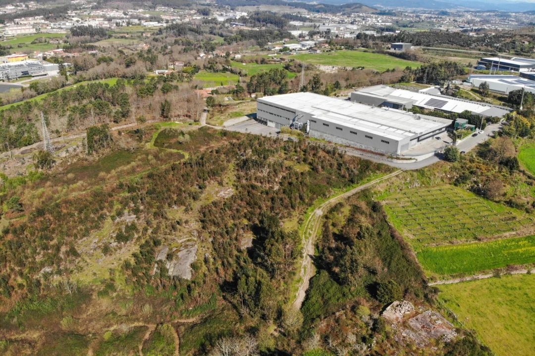 Terreno para Venda em Gondar Foto 54