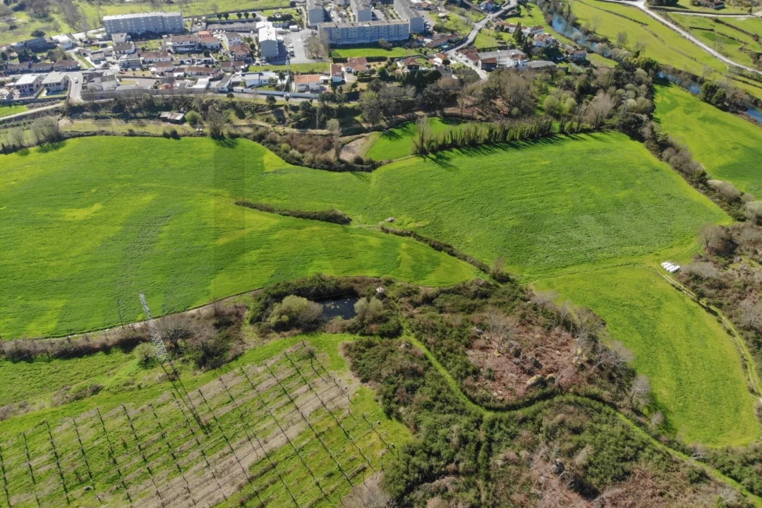 Terreno para Venda em Gondar Foto 24