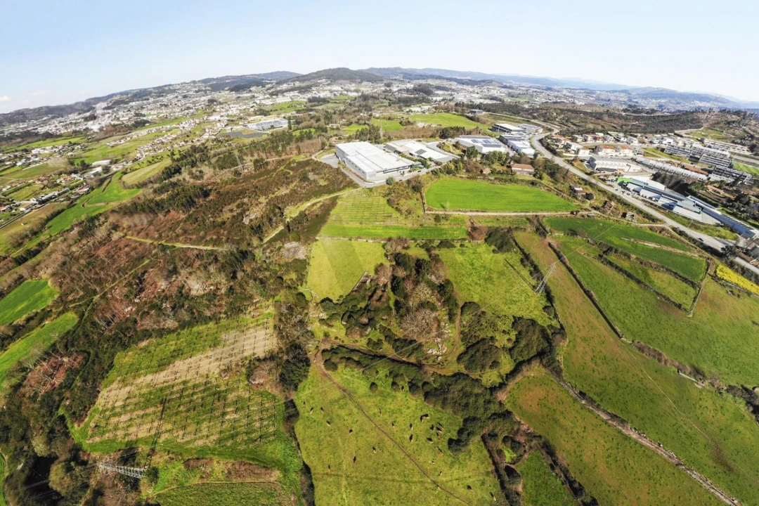 Terreno para Venda em Gondar Foto 75