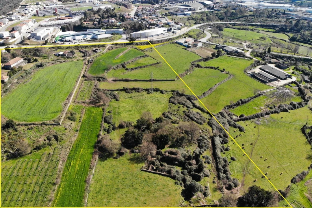 Terreno para Venda em Gondar Foto 26