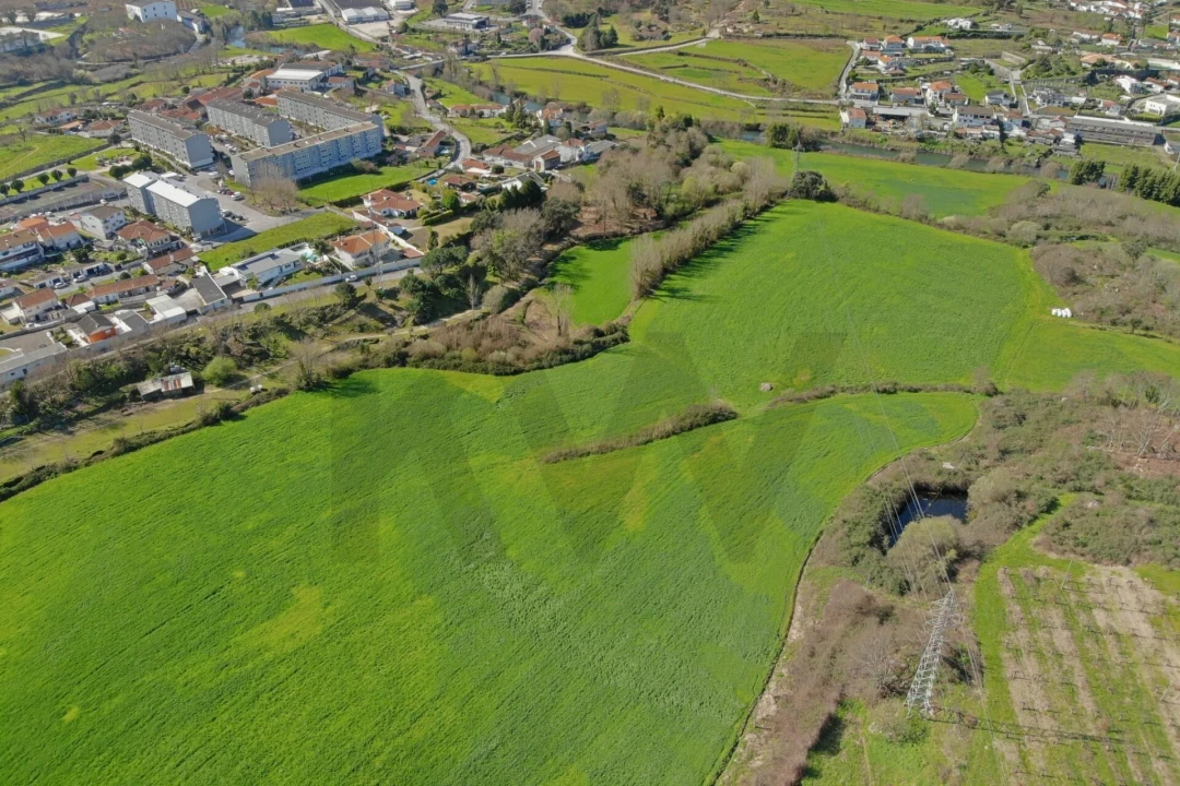 Terreno para Venda em Gondar Foto 39