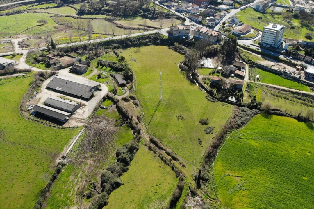 Terreno para Venda em Gondar Foto 41