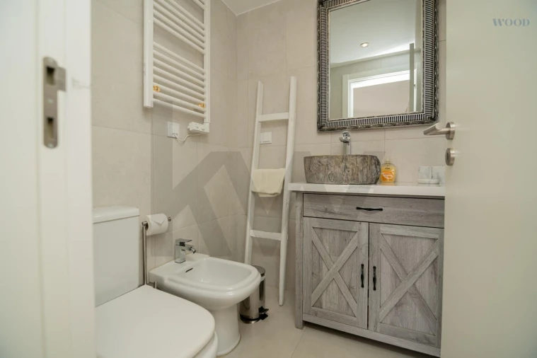 Moradia T4 para Venda em Guia Foto 59