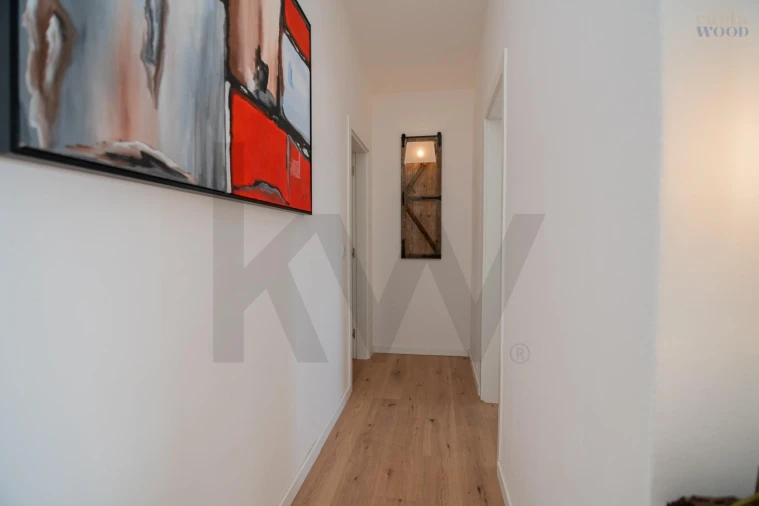 Moradia T4 para Venda em Guia Foto 53