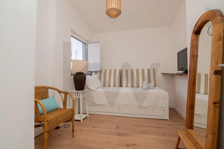 Moradia T4 para Venda em Guia Foto 86