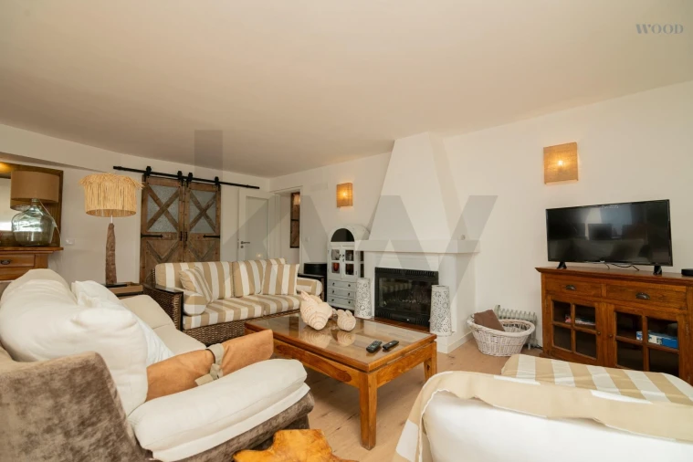 Moradia T4 para Venda em Guia Foto 81