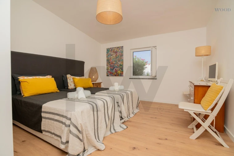 Moradia T4 para Venda em Guia Foto 63