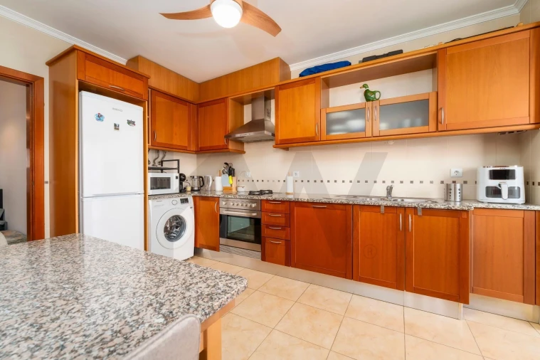 Apartamento T2 para Venda em Vila Real de Santo Antonio Foto 18