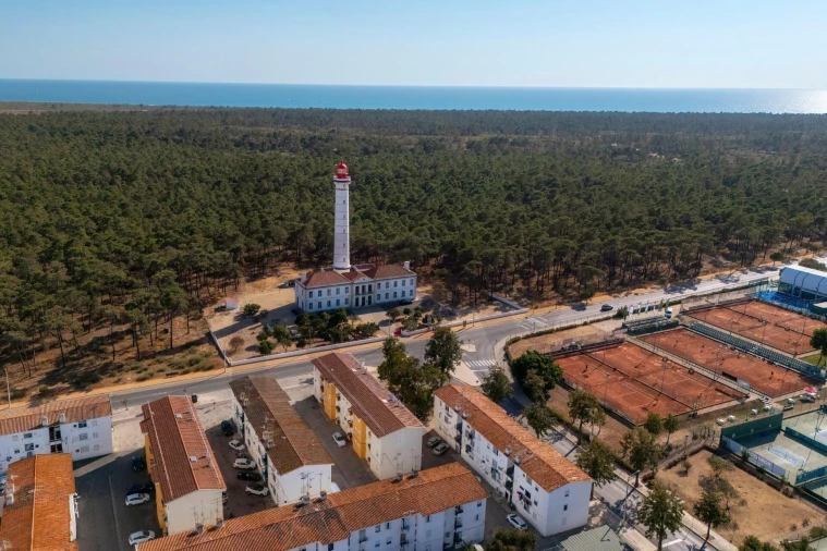 Apartamento T2 para Venda em Vila Real de Santo Antonio Foto 4