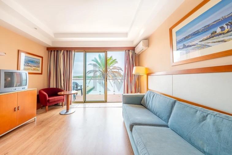 Apartamento T1 para Venda em Estômbar e Parchal Foto 7