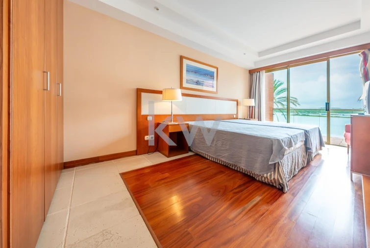 Apartamento T1 para Venda em Estômbar e Parchal Foto 13