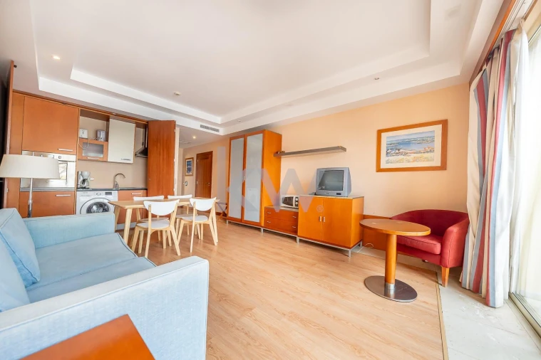 Apartamento T1 para Venda em Estômbar e Parchal Foto 8