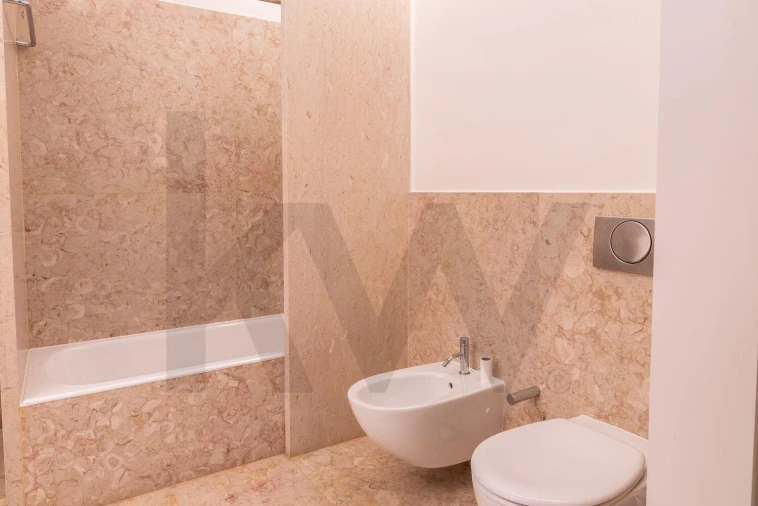 Apartamento T1 para Arrendamento em Estrela Foto 15