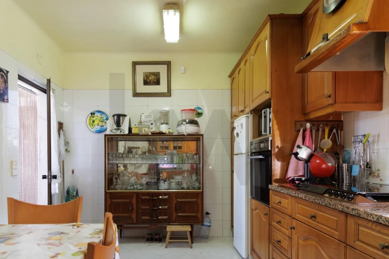 Moradia T3 para Venda em Venda do Pinheiro e Santo Estêvão das Galés Foto 7