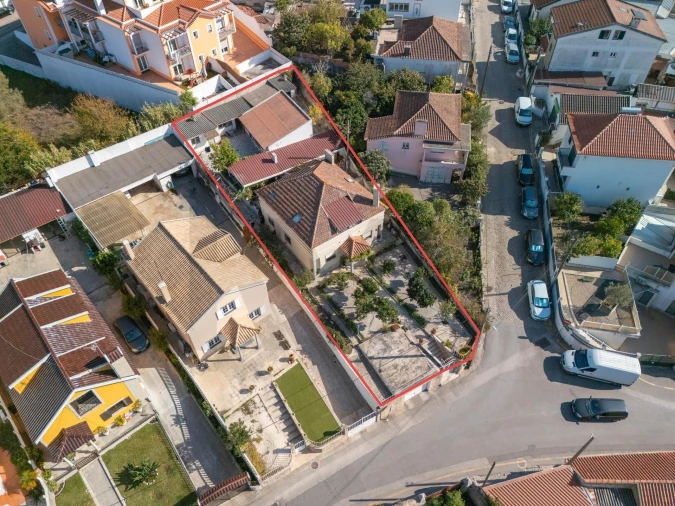 Moradia T3 para Venda em Venda do Pinheiro e Santo Estêvão das Galés Foto 3